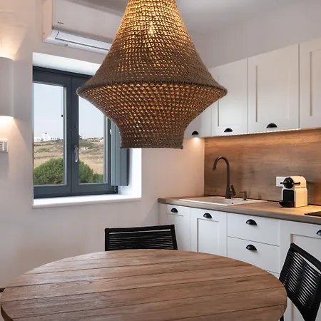 Cosme, A Luxury Collection Resort, Paros فندق