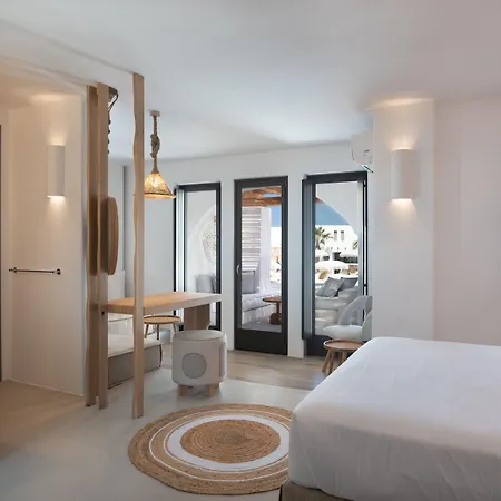 Cosme, A Luxury Collection Resort, Paros فندق ناوسا