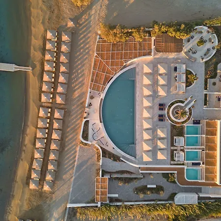 فندق Cosme, A Luxury Collection Resort, Paros 5*