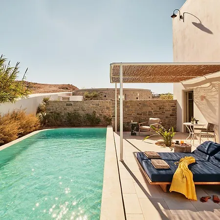 Cosme, A Luxury Collection Resort, Paros מלון נאוסה