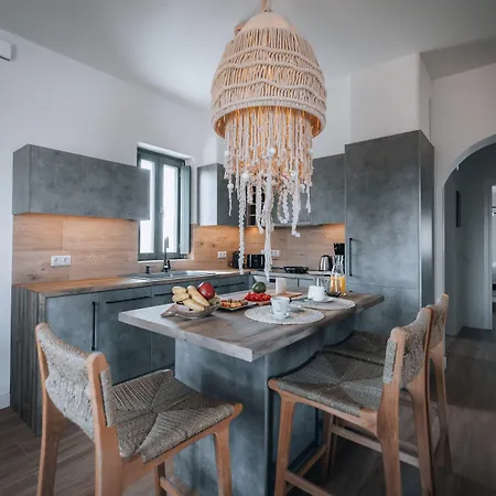 Cosme, A Luxury Collection Resort, Paros Náusza