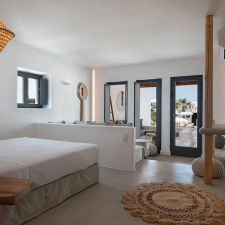 Cosme, A Luxury Collection Resort, Paros נאוסה